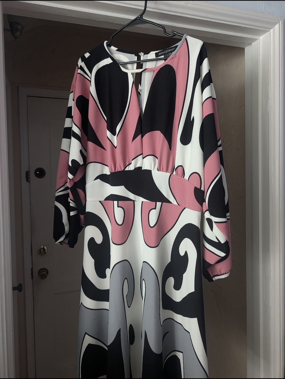 Ashley Stewart Pink Black White Abstract Print Midi Dress